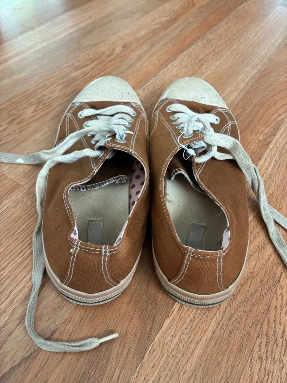 Canvas Lace-Up Sneakers - Brown